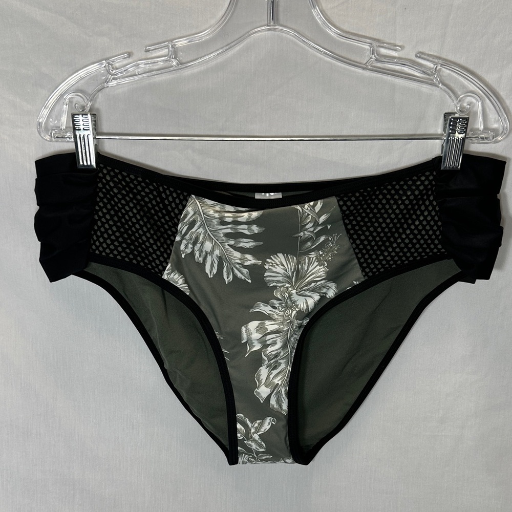 Skye Swimwear Black and Green Bikini Bottom